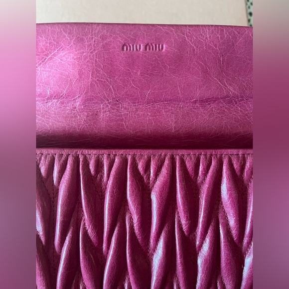 ***SOLD***NWT Authentic Miumiu Long Zip Bi-fold Pink Wallet - Picture 11 of 16